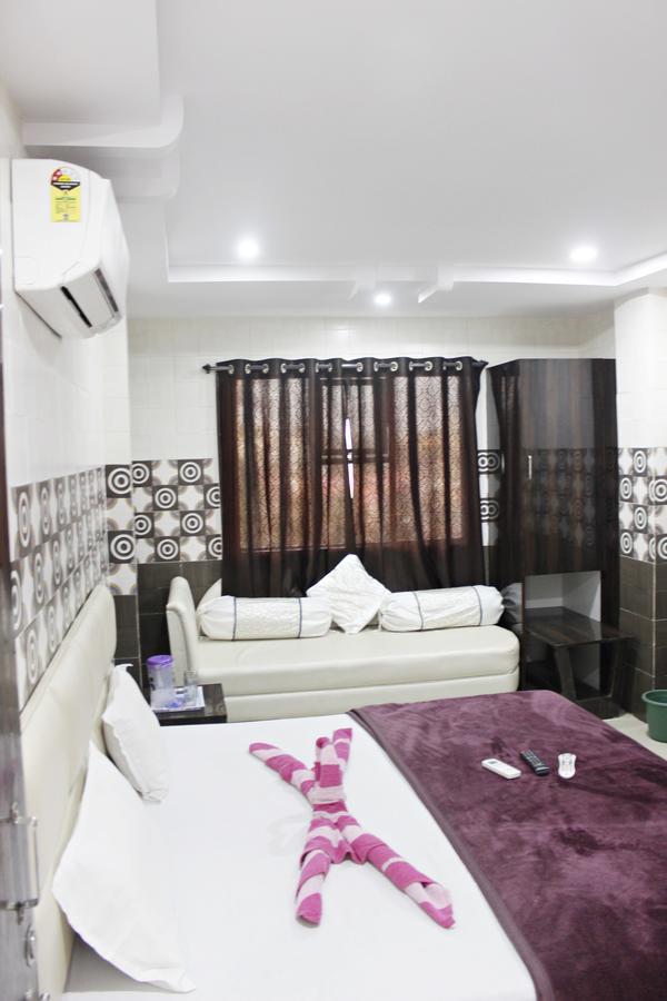 Hotel Shikhar Inn Ujjain Exterior foto