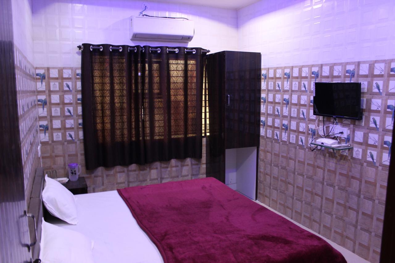 Hotel Shikhar Inn Ujjain Exterior foto